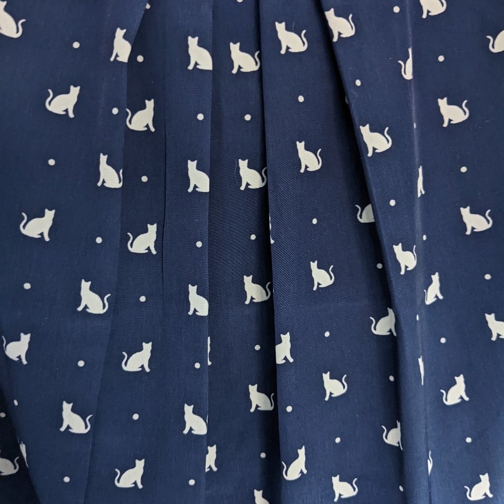 Old Navy Short-Sleeved Cat Blouse